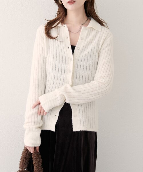 natural couture(ナチュラルクチュール)の「【WEB限定】モヘアタッチ衿付きニット(ニット/セーター・レディース・グレー/オフホワイト/ブラック/サックスブルー・FREE)」の9枚目の写真