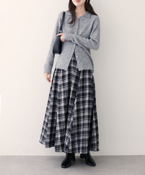 natural couture(ナチュラルクチュール)の「【WEB限定】モヘアタッチ衿付きニット(ニット/セーター・レディース・グレー/オフホワイト/ブラック/サックスブルー・FREE)」の14枚目の写真