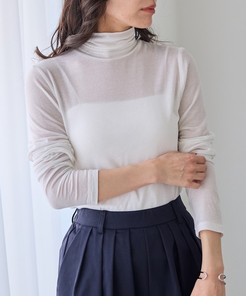 for/c(フォーシー)の「ウール混ハイネックカットソー【サスティナブル】(Tシャツ/カットソー・レディース・オフホワイト/ブラック/チャコール・M/L/LL)」の2枚目の写真