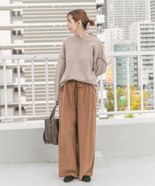 ITEMS URBANRESEARCH（アイテムズ アーバンリサーチ）の「ハンドステッチハイネックニット（ニット/セーター・レディース・グリーン/オフホワイト/ライトブラウン/グレー・FREE）」の15枚目の写真