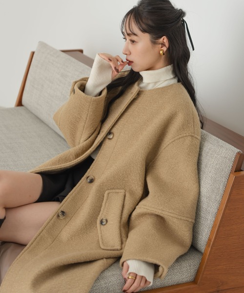 hinari(ヒナリ)の「ブークレノーカラーロングコート(その他アウター・レディース・ベージュ/アイボリー/ブラック・SMALL/FREE)」の3枚目の写真