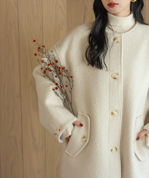 hinari(ヒナリ)の「ブークレノーカラーロングコート(その他アウター・レディース・ベージュ/アイボリー/ブラック・SMALL/FREE)」の1枚目の写真