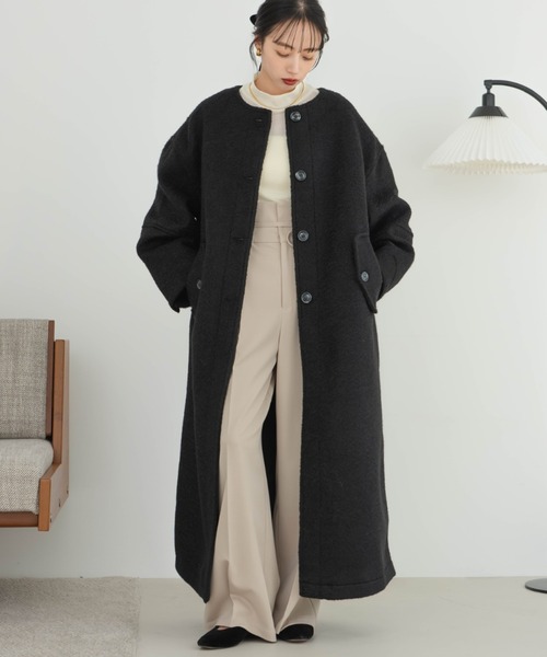 hinari(ヒナリ)の「ブークレノーカラーロングコート(その他アウター・レディース・ベージュ/アイボリー/ブラック・SMALL/FREE)」の2枚目の写真
