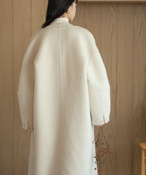hinari(ヒナリ)の「ブークレノーカラーロングコート(その他アウター・レディース・ベージュ/アイボリー/ブラック・SMALL/FREE)」の21枚目の写真