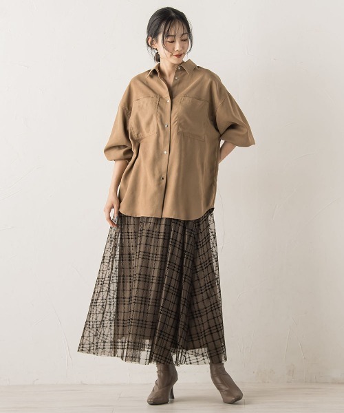 Droite lautreamont（ドロワットロートレアモン）の「フェイクスエードシャツ≪洗濯機で洗える≫（シャツ/ブラウス・レディース・キャメル/チャコールグレー・M）」の14枚目の写真