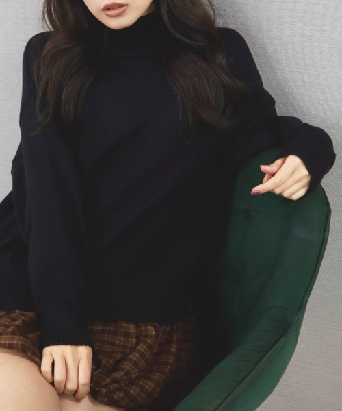 CECIL McBEE(セシルマクビー)の「もちもちアンゴラライクハイネックプルオーバー(ニット/セーター・レディース・オフホワイト/ブラック/ブラック系その他・MEDIUM)」の10枚目の写真