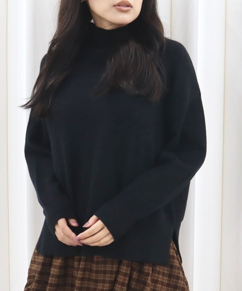 CECIL McBEE(セシルマクビー)の「もちもちアンゴラライクハイネックプルオーバー(ニット/セーター・レディース・オフホワイト/ブラック/ブラック系その他・MEDIUM)」の11枚目の写真