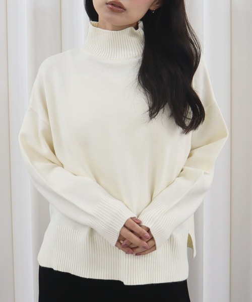 CECIL McBEE(セシルマクビー)の「もちもちアンゴラライクハイネックプルオーバー(ニット/セーター・レディース・オフホワイト/ブラック/ブラック系その他・MEDIUM)」の6枚目の写真