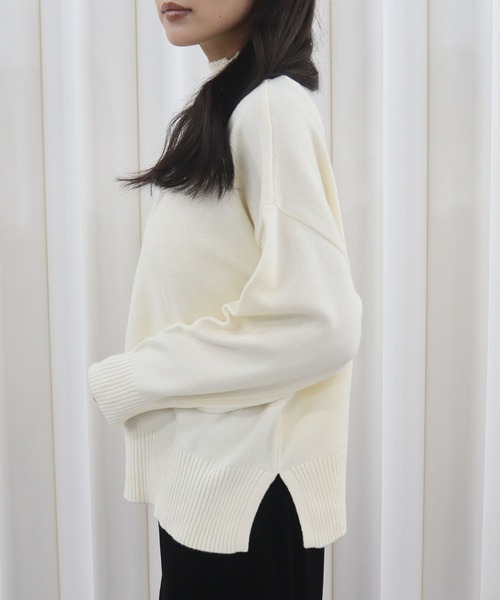 CECIL McBEE(セシルマクビー)の「もちもちアンゴラライクハイネックプルオーバー(ニット/セーター・レディース・オフホワイト/ブラック/ブラック系その他・MEDIUM)」の7枚目の写真