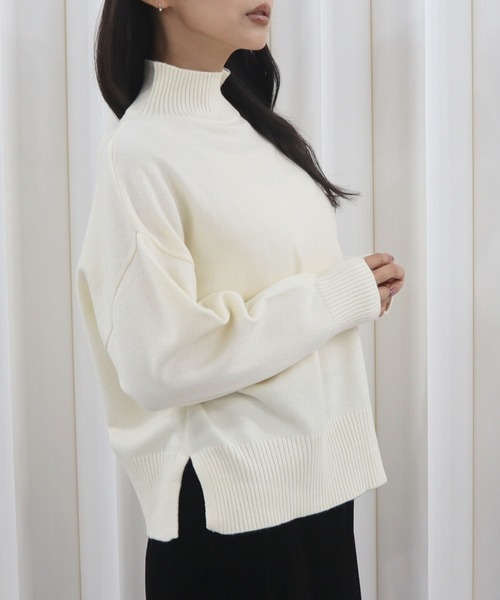 CECIL McBEE(セシルマクビー)の「もちもちアンゴラライクハイネックプルオーバー(ニット/セーター・レディース・オフホワイト/ブラック/ブラック系その他・MEDIUM)」の9枚目の写真