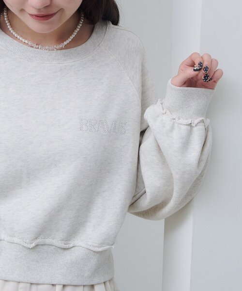 Kastane（カスタネ）の「【S.Mサイズ展開】ラインストーンスウェット（スウェット・レディース・チャコールグレー/ホワイト/ブラウン・SMALL/MEDIUM）」の4枚目の写真