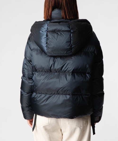 Max Mara（マックスマーラ）の「MAX MARA THE CUBE TREBI マックスマーラ ザ・キューブ ダウンジャケット（ダウンジャケット/コート・レディース・ブルー系1・42/38/36）」の4枚目の写真