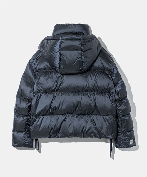 Max Mara（マックスマーラ）の「MAX MARA THE CUBE TREBI マックスマーラ ザ・キューブ ダウンジャケット（ダウンジャケット/コート・レディース・ブルー系1・42/38/36）」の6枚目の写真