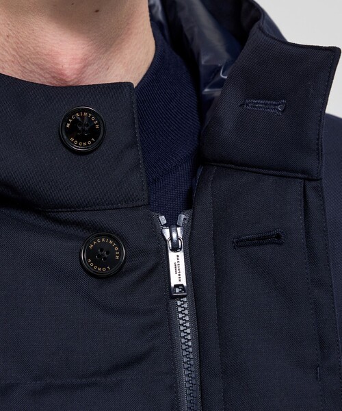 MACKINTOSH LONDON（マッキントッシュ ロンドン）の「【WEB・一部店舗限定】【DUNFORD HOOD】サキソニーツイルフーデッドアウター（ダウンジャケット/コート・メンズ・ネイビー/チャコールグレー・38/40/42）」の8枚目の写真