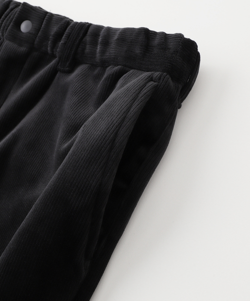 B.C STOCK(ベーセーストック)の「THERMO TEC コーデュロイ イージーパンツ(その他パンツ・メンズ・ブラック/グレー/アイボリー・SMALL/MEDIUM/LARGE)」の19枚目の写真