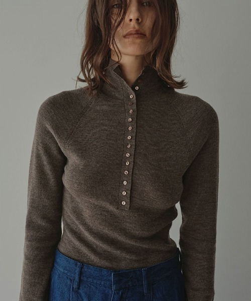 ETRE TOKYO（エトレトウキョウ）の「ラクーンニットカーディガン