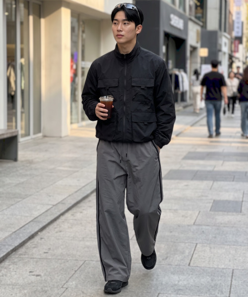 BUTTON SEOUL（ボタンソウル）の「ベーシックラインナイロンストリングパンツ（グレー）（スウェットパンツ・メンズ・その他・MEDIUM/LARGE/X-LARGE/SMALL/X-SMALL）」の5枚目の写真