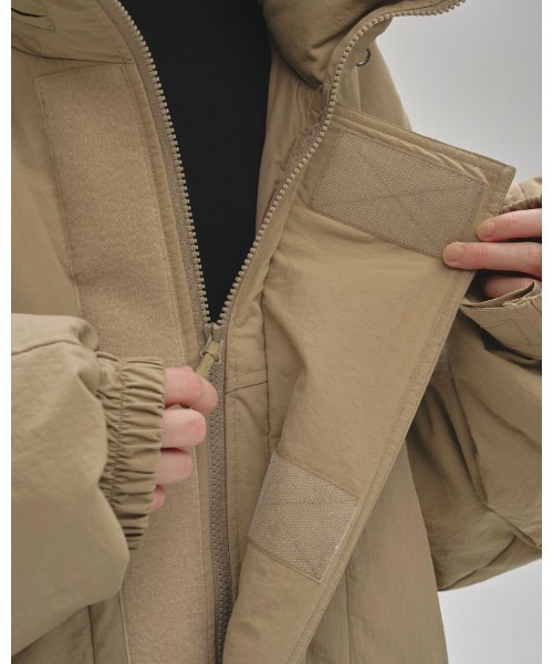 TODAYFUL（トゥデイフル）の「TODAYFUL Monster Down Coat 12220004（ミリタリージャケット・レディース・ブラック/オリーブ・36/38）」の8枚目の写真