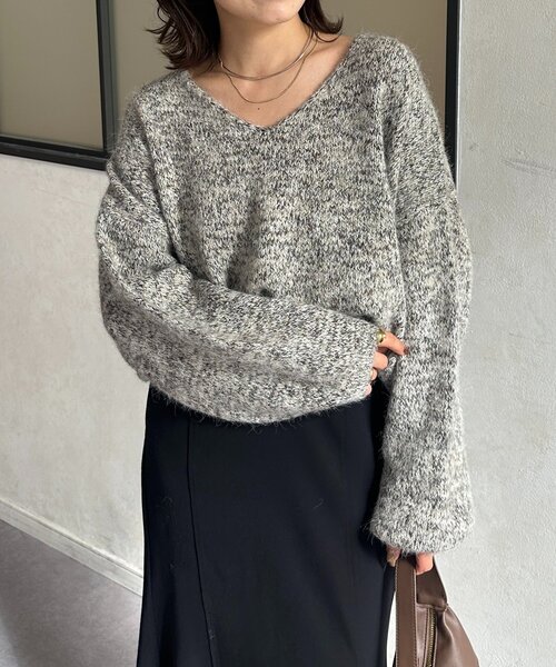 Thevon(ゼボン)の「VネックMIXショートニット(ニット/セーター・レディース・ベージュ/モカ/パープル/グレー・FREE)」の16枚目の写真