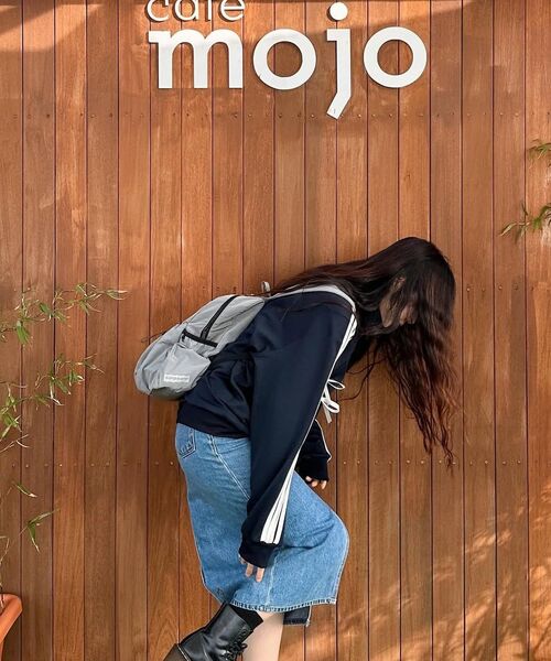ARI(アリ)の「A RIBBON TRACK TOP / NAVY(ナイロンジャケット・レディース・ネイビー・FREE)」の10枚目の写真