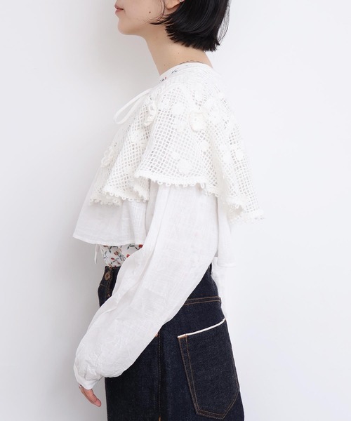 l'atelier du savon(アトリエドサボン)の「handcraft かぎ針とお花のボレロ襟ブラウス(シャツ/ブラウス・レディース・ブラック/ホワイト・FREE)」の6枚目の写真