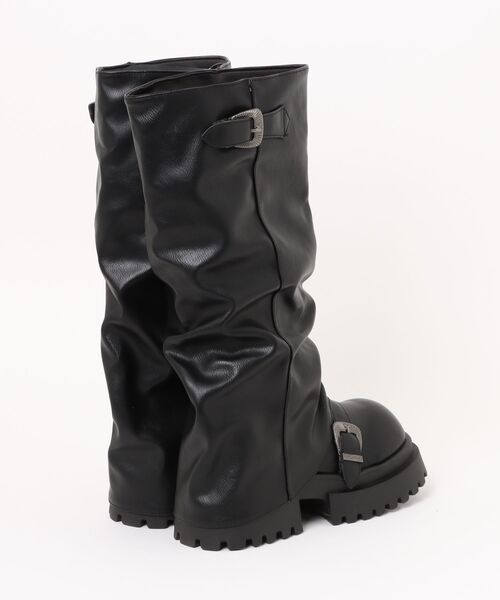 Figments(フィグメンツ)の「ベルテッドカバーブーツ(ブーツ・レディース・ブラック・SMALL/MEDIUM)」の2枚目の写真