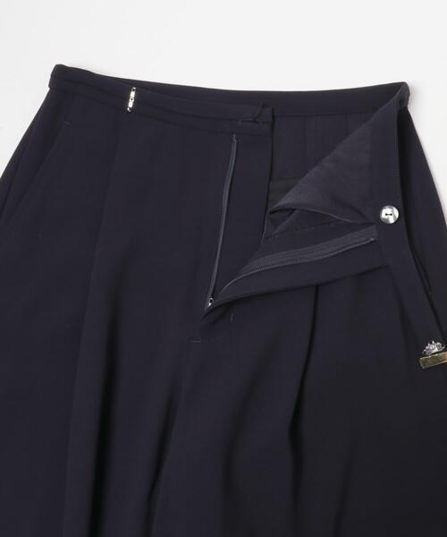 URBAN RESEARCH ROSSO WOMEN（アーバンリサーチ　ロッソ）の「トリアセテート混パンツ（その他パンツ・レディース・ライトベージュ/ネイビー・38/36）」の11枚目の写真