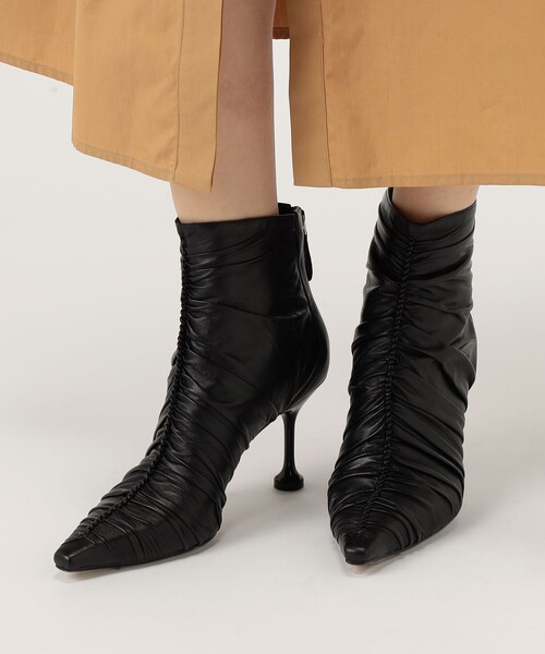 Alexandre Birman（アレクサンドレバーマン）の「ALEXANDRE BIRMAN DANNIA ショートブーツ（ブーツ・レディース・ブラック・38/37/36）」の9枚目の写真