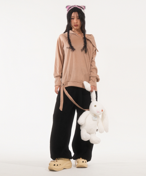 FANYOUNG(ファンヤング)の「ヘアリー ジップスリット プルオーバー キャメル(Tシャツ/カットソー・レディース・その他・FREE)」の5枚目の写真