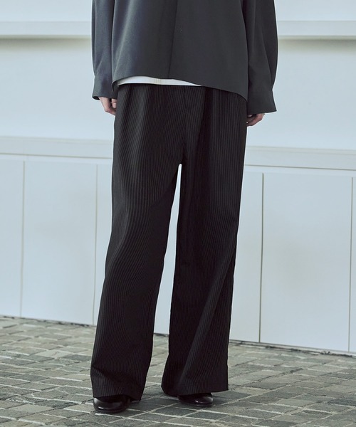 ASTRONOMY（アストロノミー）の「2タックTRストライプワイドストレートパンツ（その他パンツ・メンズ・ブラック系1/ブラック系2/ネイビー/グレー・XL/L/M/S）」の11枚目の写真