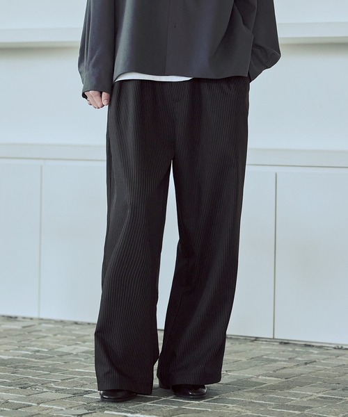 ASTRONOMY（アストロノミー）の「2タックTRストライプワイドストレートパンツ（その他パンツ・メンズ・ブラック系1/ブラック系2/ネイビー/グレー・XL/L/M/S）」の14枚目の写真