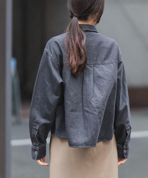 FORK&SPOON(フォークアンドスプーン)の「FORK&SPOON ペーパーブレンドデニムシャツ(シャツ/ブラウス・レディース・ブラック/ブルー・1)」の4枚目の写真