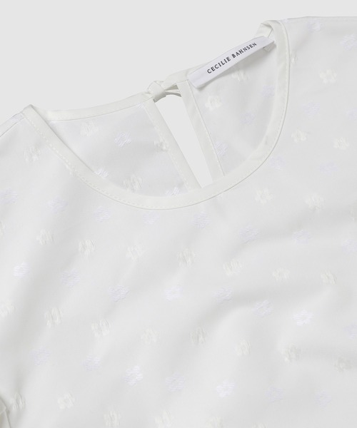 CECILIE BAHNSEN(セシリー バンセン)の「TOP WITH PUFF SLEEVES ANO DRAWSTRING WAIST(シャツ/ブラウス・レディース・ホワイト・8/6)」の6枚目の写真
