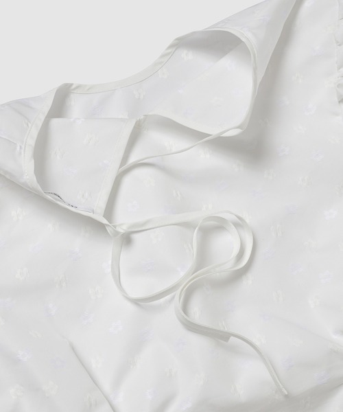 CECILIE BAHNSEN(セシリー バンセン)の「TOP WITH PUFF SLEEVES ANO DRAWSTRING WAIST(シャツ/ブラウス・レディース・ホワイト・8/6)」の8枚目の写真