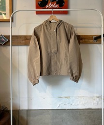 URBAN ISLAND SOCIETY（アーバンアイランドソサエティ）の「【URBAN ISLAND SOCIETY/アーバンアイランドソサエティ】UIS MOUNTAIN JACKET マウンテンパーカー フード付き ショート丈（マウンテンパーカー）」