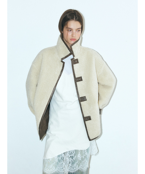 ETMON(エトモン)の「Reversible Leather Mustang Coat, Brown(ムートンコート・レディース・その他・FREE)」の5枚目の写真