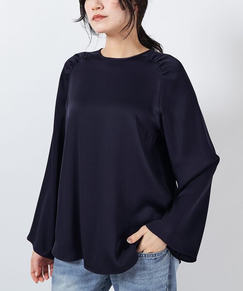 Drawing Numbers（ドローイング ナンバーズ）の「【Drawing Numbers】バックジョーゼットサテンブラウス（シャツ/ブラウス・レディース・ネイビー/ライトベージュ・38）」の2枚目の写真