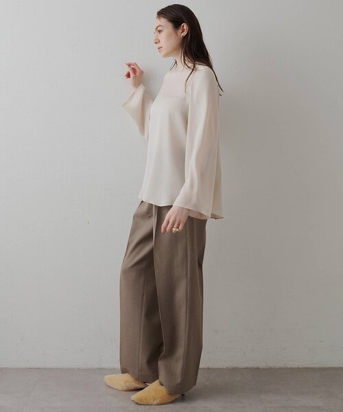 Drawing Numbers（ドローイング ナンバーズ）の「【Drawing Numbers】バックジョーゼットサテンブラウス（シャツ/ブラウス・レディース・ネイビー/ライトベージュ・38）」の6枚目の写真