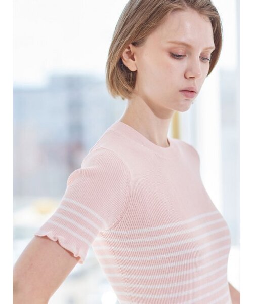 AYIHOLIC CASHMERE(アイホリックカシミア)の「フリルストライプラウンド(ニット/セーター・レディース・その他・M/S)」の2枚目の写真