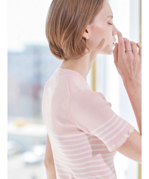 AYIHOLIC CASHMERE(アイホリックカシミア)の「フリルストライプラウンド(ニット/セーター・レディース・その他・M/S)」の3枚目の写真