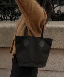 MUCU AND EBONY（ムクアンドエボニー）の「Demure Bag _ Black（ショルダーバッグ）」