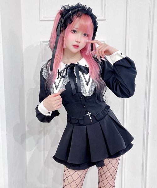 MA*RS(アメーバーマーズ)の「クロス刺繍短丈セットアップ 2点SET(セットアップ・レディース・ブラック/ブラック×ホワイト/チャコールグレー/グレー/ホワイト×ブラック/ブラック×ブラック・FREE)」の7枚目の写真