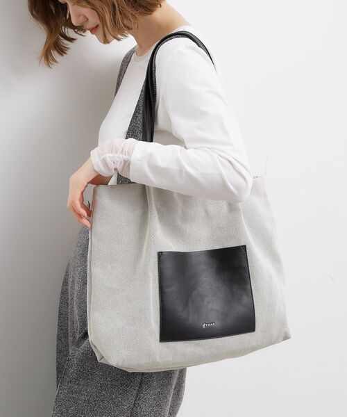 grove（グローブ）の「【A4】タックポケ3層トート（トートバッグ・レディース・ブラック/ブラック系4/ナチュラル・00）」の2枚目の写真