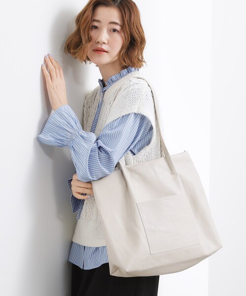 grove（グローブ）の「【A4】タックポケ3層トート（トートバッグ・レディース・ブラック/ブラック系4/ナチュラル・00）」の19枚目の写真