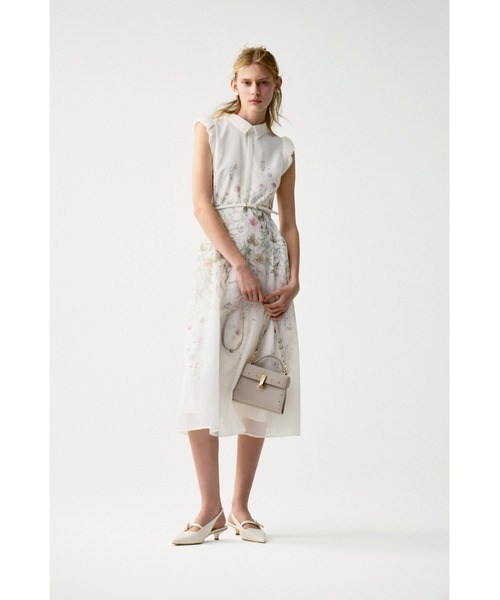 CELFORD（セルフォード）の「【洗える】パネルフラワーワンピース（ワンピース・レディース・ネイビー/オフホワイト/ブルー・36/38）」の17枚目の写真