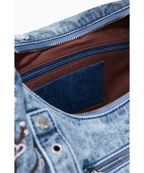 Desigual（デシグアル）の「バックルデザイン ステッチワーク デニムショルダーバッグ（ショルダーバッグ・レディース・ブルー・FREE）」の5枚目の写真