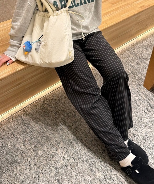HEILIS(ヘイリス)の「《Chel select》ストライプワイドパンツ / イージーパンツ 韓国 モード ノームコア シティガール 韓国 ブラック グレー 春服 夏服 秋服 冬服 スエットライク(スラックス・レディース・グレー/ブラック・FREE)」の8枚目の写真