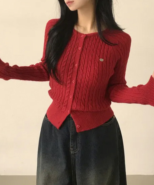 VIVID LADY(ビビッドレディー)の「ケーブル編み ショート丈 ニットカーディガン(カーディガン/ボレロ・レディース・ライトブルー/ブラック/アイボリー/グレー/レッド/ピンク/ブラウン・FREE)」の19枚目の写真