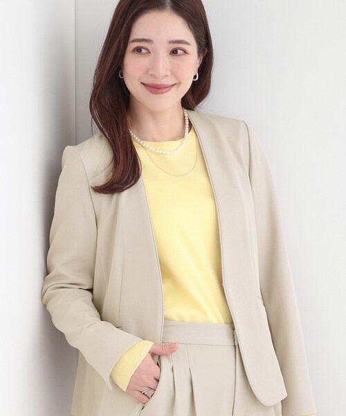 SHOO・LA・RUE（シューラルー）の「【セットアップ可/多機能/SS-3L】すっきりと好印象 カラーレスジャケット（ノーカラージャケット・レディース・ナチュラル/グレー/ネイビー・02/01/10/05/04/03）」の2枚目の写真