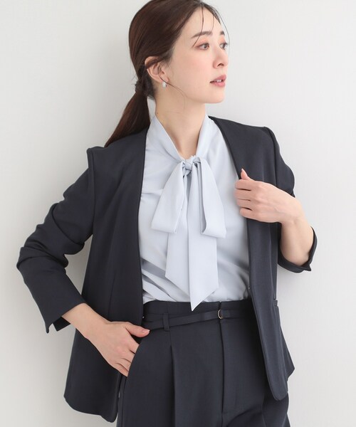 SHOO・LA・RUE（シューラルー）の「【セットアップ可/多機能/SS-3L】すっきりと好印象 カラーレスジャケット（ノーカラージャケット・レディース・ナチュラル/グレー/ネイビー・02/01/10/05/04/03）」の3枚目の写真